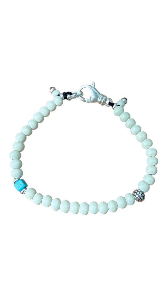 WHIRE BONE BRACELET
